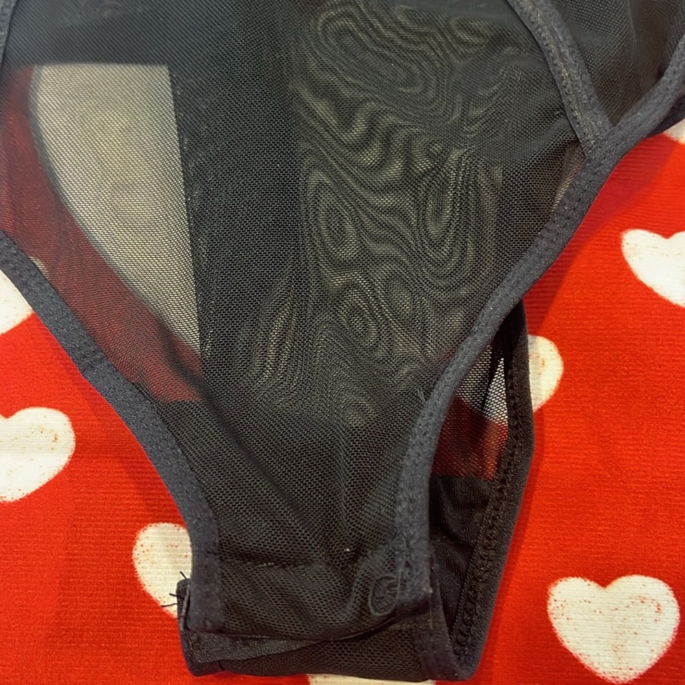 NWT Size Med. Black Bling push-up BCBG bodysuit. Snap closure - Picture 8 of 15